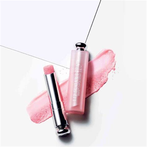 dior exfoliating lip balm
